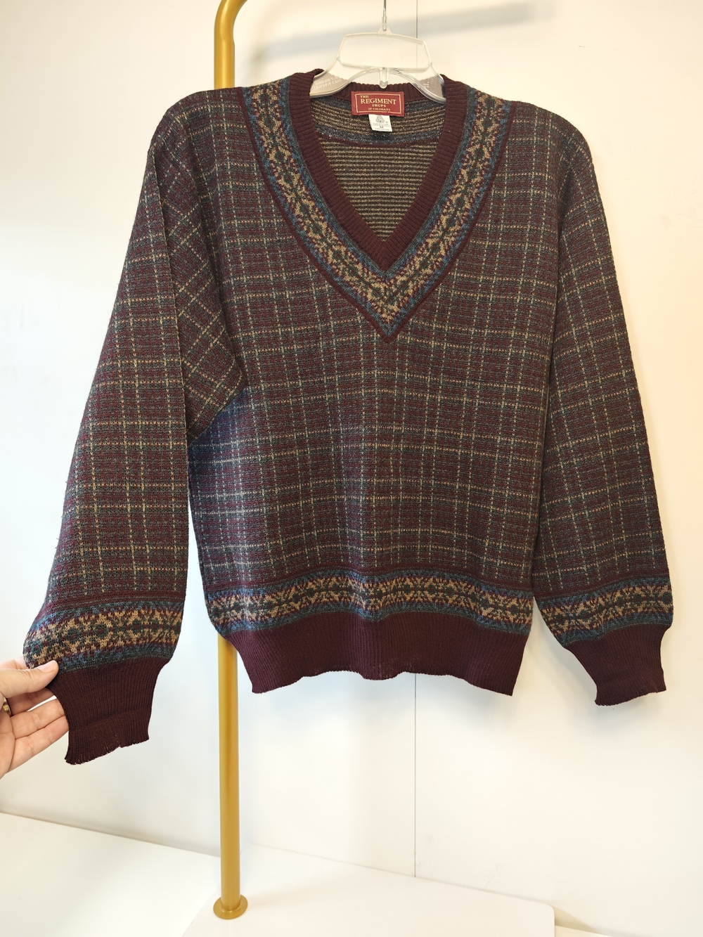 Grandpacore Vintage Wool Men's V-Neck Burgundy Patterned Sweater
